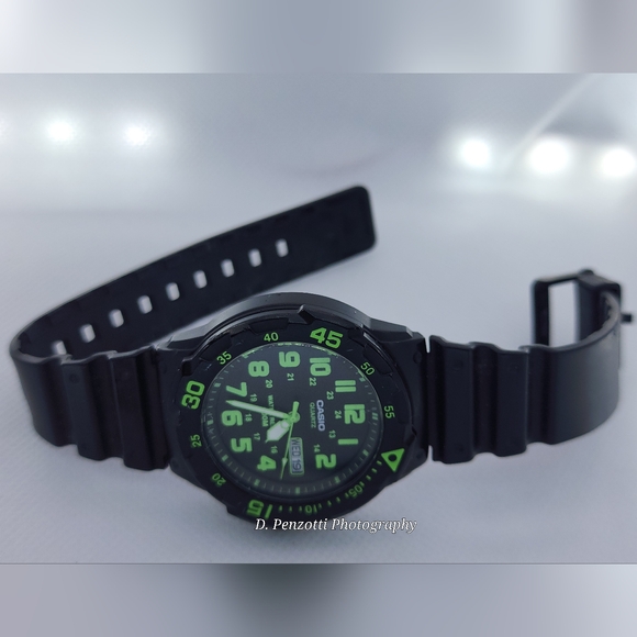 CASIO watch - Picture 2 of 16